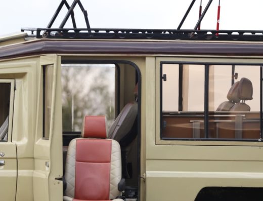 Wheelchair Accessible Safari Landcruiser with Retractable Swivel Seat