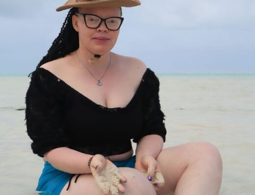 Guest in the Indian Ocean shallows