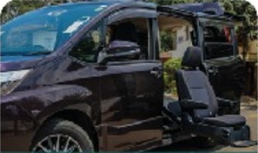 Toyota Noah with a swivel seat at the side door